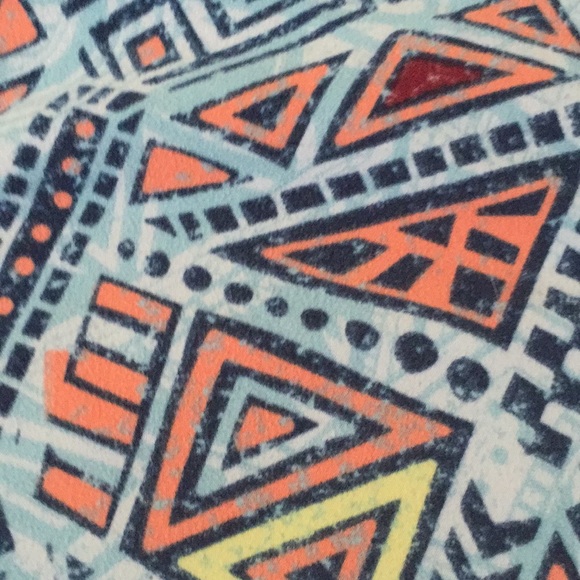 LuLaRoe Fun Leggings! - Picture 2 of 3